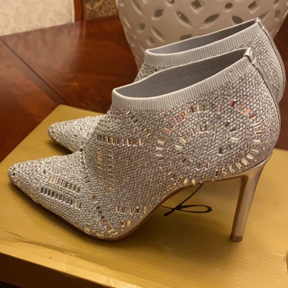 Talia womens new shoes new with
• size 8. #10 - Picture 7 of 10